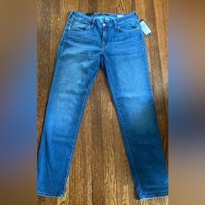 Mavi Emma slim boyfriend jeans.